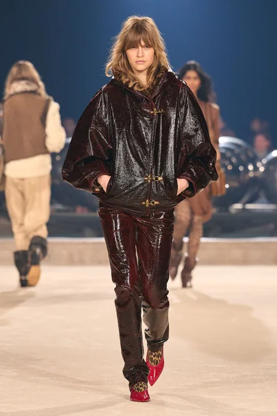 Look 37